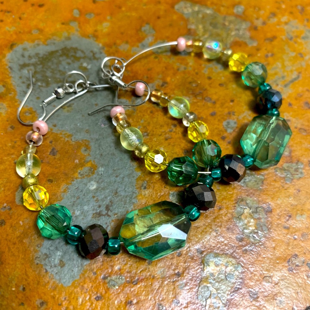 Beautiful beaded hoops✨